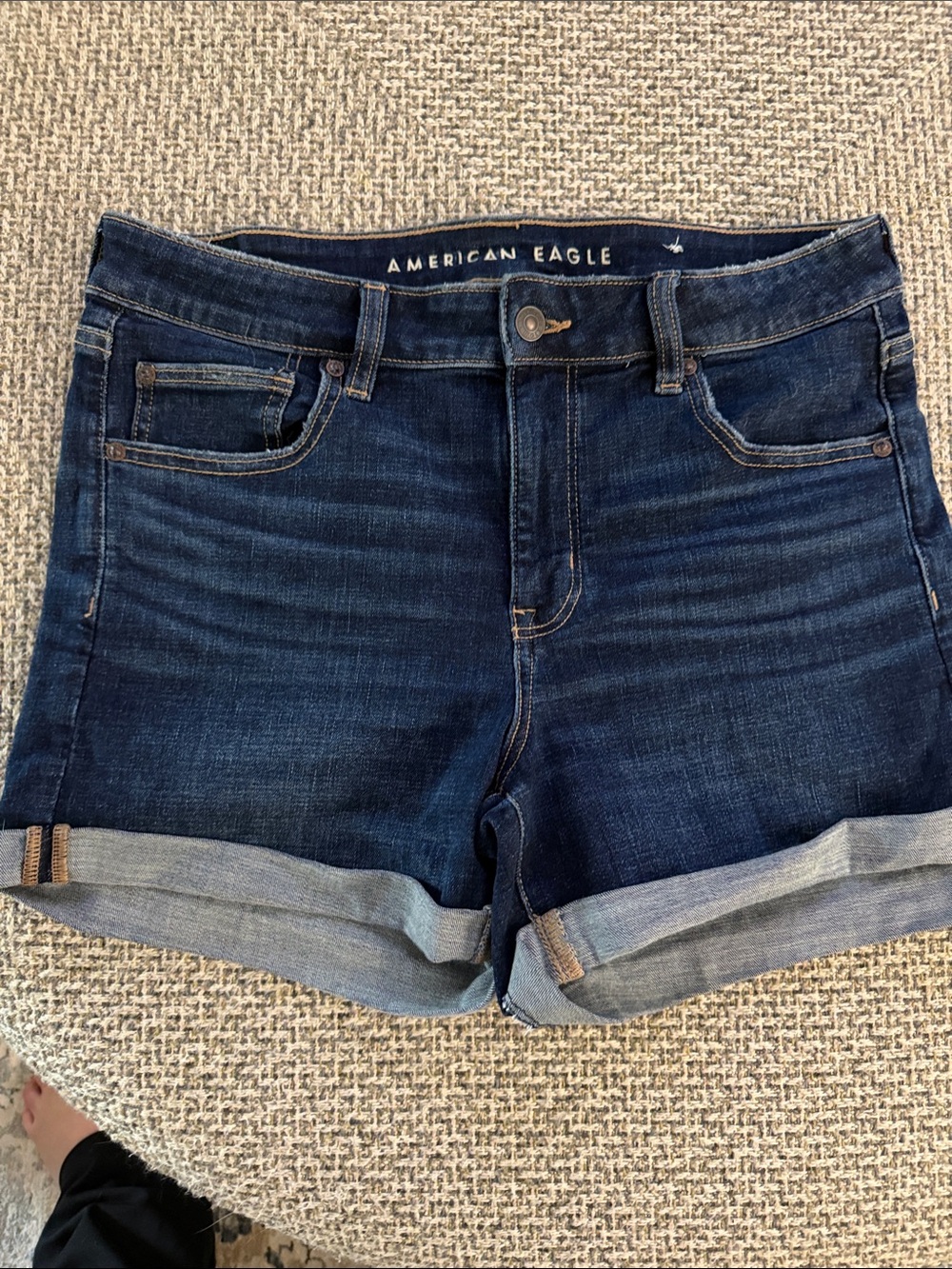 American Eagle Next Level Stretch Midi Shorts Dark Wash Cuffed Mid Rise Size 12